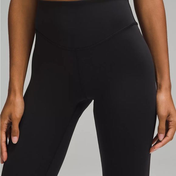 Lulu #1 Wunder Under Leggings - Picture 3 of 6